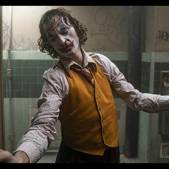 Joaquin Phoenix est le Joker.