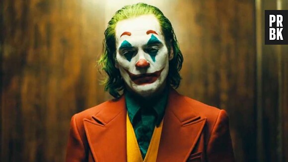 Joaquin Phoenix est le Joker.