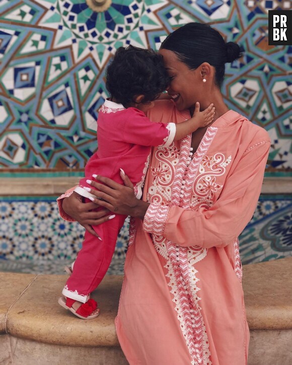 Nehuda avec sa petite fille Laia