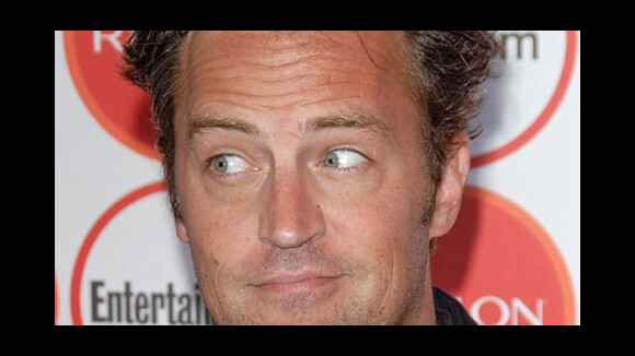 Matthew Perry ... il invite une légende du tennis dans sa nouvelle série
