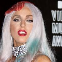 Lady Gaga ... Milliardaire ... sur YouTube