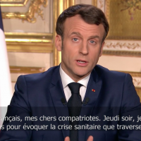 Emmanuel Macron : la femme qui s'occupe des sous-titres de ses allocutions raconte les coulisses