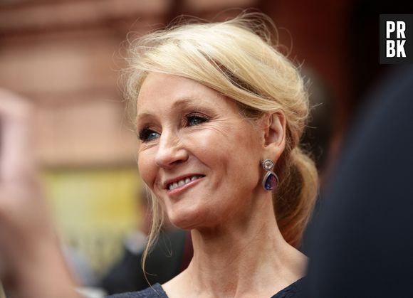 J.K. Rowling de nouveau pointée du doigt pour ses commentaires anti-trans