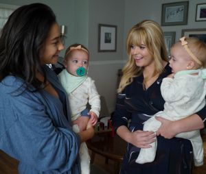 Pretty Little Liars : Emily, Alison et leurs filles sur une photo