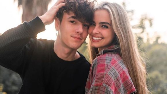 Bryce Hall (TikTok) : Addison Rae enceinte de lui ? Il répond à la rumeur