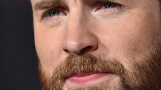 Chris Evans dévoile par erreur une dickpic, Mark Ruffalo réagit avec humour