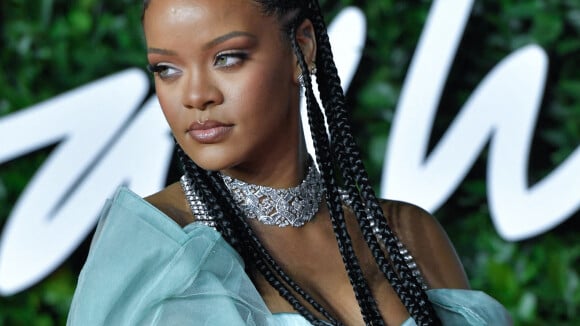 Rihanna accusée de blasphème à cause de la chanson Doom, la DJ s'excuse