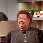 Mon Oncle Charlie : Conchata Ferrell (Berta) est décédée, Charlie Sheen lui rend hommage