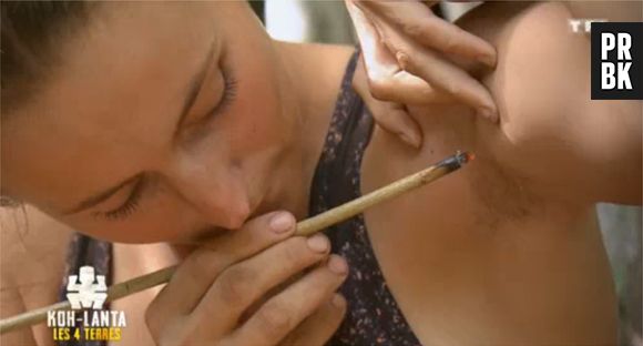 Koh Lanta 2020 : Ava s'épile les aisselles avec un morceau de bois brûlant