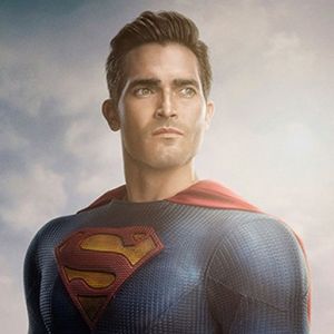 Superman & Lois saison 1 : Tyler Hoechlin dévoile le tout nouveau costume du super-héros