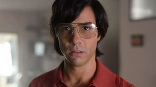 Le Serpent : que deviennent Charles Sobhraj, le tueur en série, et ses complices ?