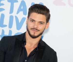 Rayane Bensetti : un bébé et des fiançailles dans un futur proche ? L'étonnante confession de l'acteur