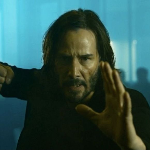 Matrix Resurrections actuellement au cinéma.