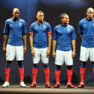 Le nouveau maillot Nike de l&#039;équipe de France de Football ... la photo officielle