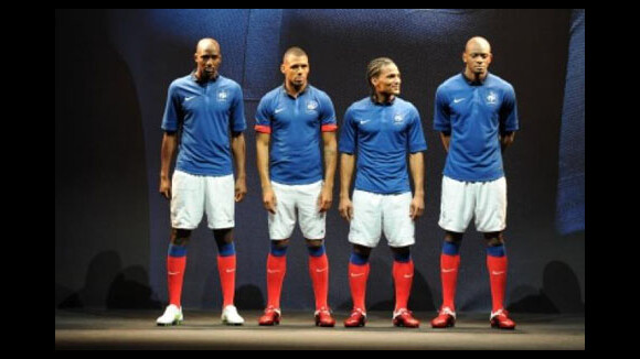 Le nouveau maillot Nike de l'équipe de France de Football ... la photo officielle