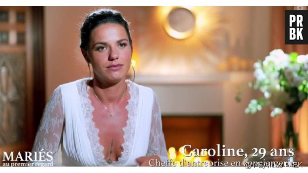 Mariés au premier regard 2022 : Estelle Dossin dévoile les coulisses dans l&#039;interview vidéo de PRBK. Caroline clashe les experts de MAPR.
  