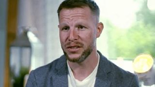 Eddy (Mariés au premier regard 2022) furieux d'être recalé du lit de Jennifer ? Il se justifie et dévoile une scène coupée