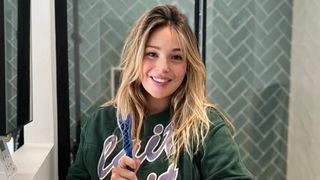 Cindy Poumeyrol (Mamans et célèbres) fière de sa perte de poids : "pas besoin de passer par la case chirurgie"