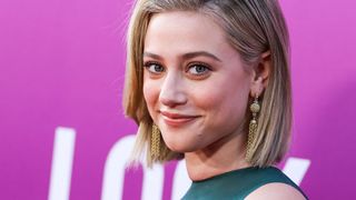 Lili Reinhart : "Non, je ne vais pas arrêter", sa réponse parfaite aux haters qui l'accusent de se plaindre tout le temps