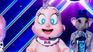 Mask Singer 4 : le Bébé et le Pain d'épices révélés, les internautes déçus, "Le public vote mal, comme d'habitude"