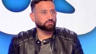 "Vous voulez que je fasse quoi ?!" : Un chroniqueur de TPMP se fait arrêter par la police en plein direct