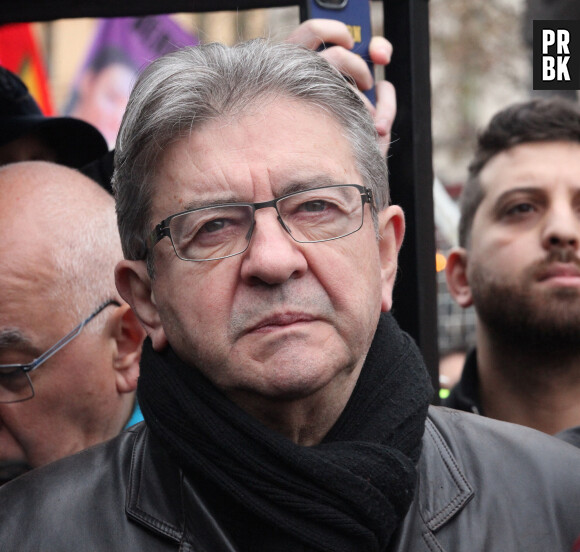 Rassemblement en hommage aux trois personnes de la communaute kurdes tues lors d' une fusillade a Paris Place de la Republique en presence de Jean-Luc Melenchon 