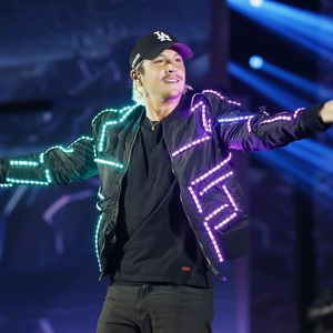 No Web - Nekfeu, de son vrai nom Ken Samaras (Victoire Album de musiques urbaines "Feu") - Cérémonie des 31ème Victoires de la Musique au Zénith de Paris. Le 12 février 2016  French Music Awards "Victoires de la Musique" at Zénith in Paris on 12/02/2016 