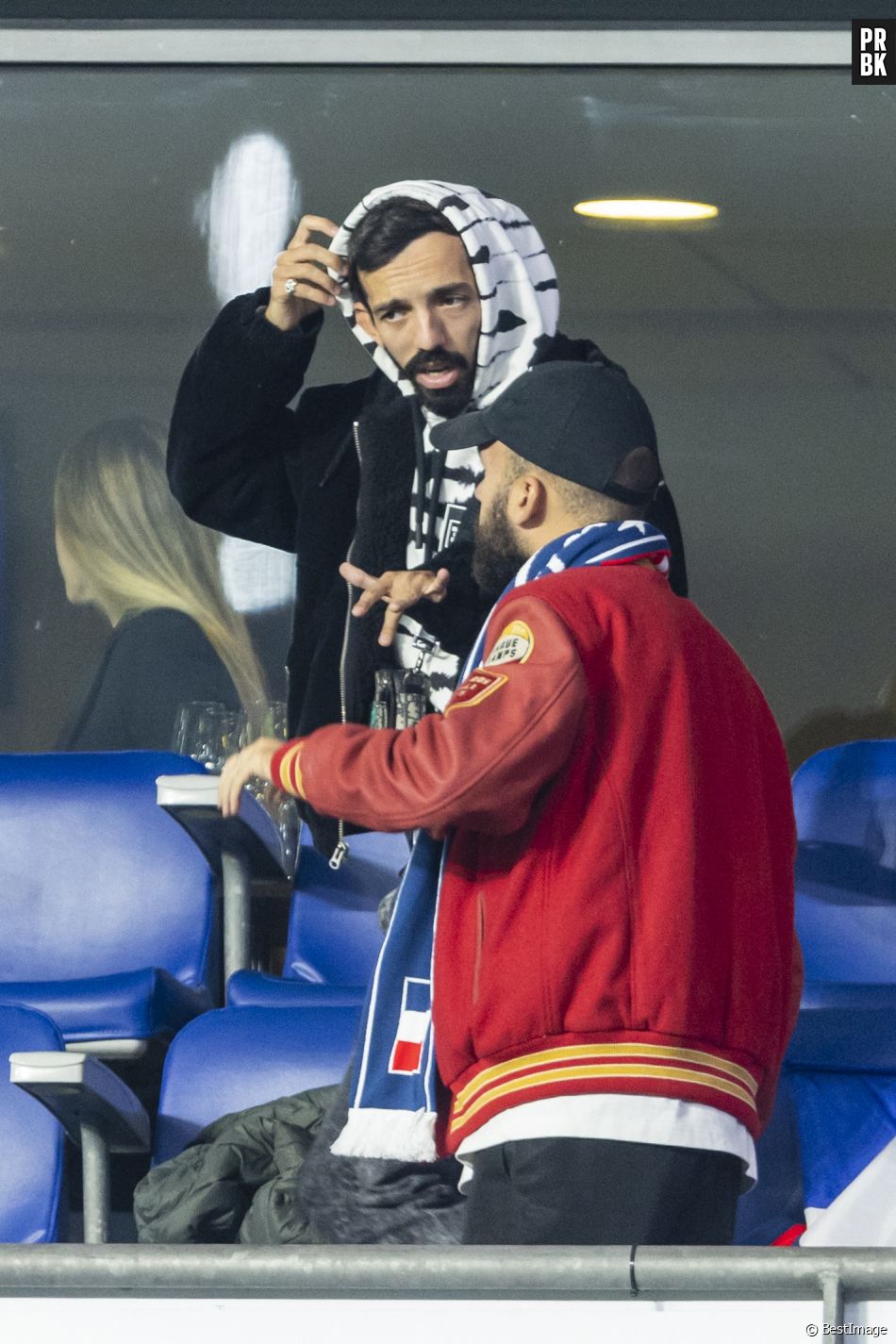 Bigflo et Oli - People dans les tribunes lors du match de la 5ème et avant-dernière journée de Ligue des nations entre la France et l'Autriche (2-0) au Stade de France à Saint-Denis le 22 septembre 2022.