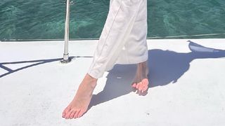 "J'ai plein de demandes un peu bizarres" : la somme colossale refusée par une Miss France pour "une photo de ses pieds"