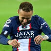 "Vraiment un club de clowns" : les supporters du PSG s'attaquent à Neymar chez lui, le Brésilien réplique avec une double provoc... qui fracasse Kylian Mbappé