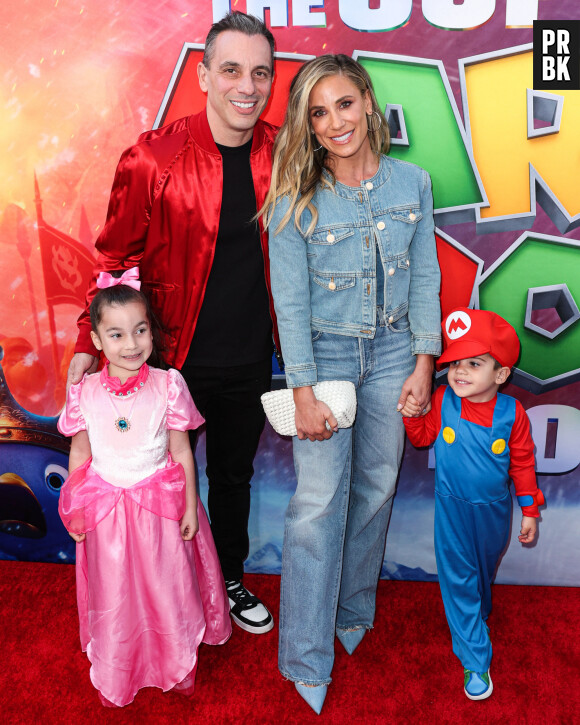 Sebastian Maniscalco, Serafina Maniscalco, Lana Gomez et Caruso Maniscalco à la première du film "The Super Mario Bros" à Los Angeles, le 1er avril 2023. 