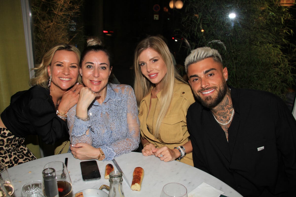 Photo : Exclusif - Marie Bourquard, Magali Berdah, Jessica Thivenin,  Thibault Garcia - Dîner au restaurant cacher 