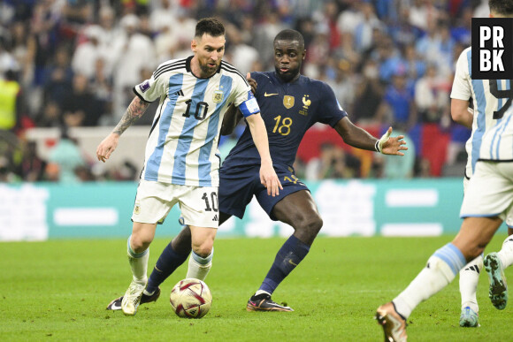 MESSI Lionel (Leo) (ARG) vs UPAMECANO Dayot (FRA) - Match "France - Argentine (3-3 - tab 2-4)" en finale de la Coupe du Monde 2022 au Qatar, le 18 décembre 2022. 