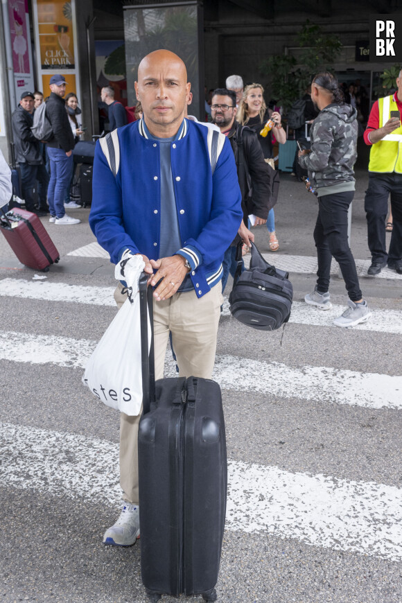 Eric Judor - Les célébrités arrivent à l'aéroport de Nice lors du 76ème Festival International du Film de Cannes, le 17 mai 2023. © Perusseau / Da Silva / Bestimage