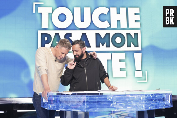 Exclusif - Matthieu Delormeau, Cyril Hanouna sur le plateau de l’émission TPMP (Touche Pas à Mon Poste) présentée en direct par C.Hanouna et diffusée sur C8 - Paris le 9 janvier 2023 - © Jack Tribeca / Bestimage