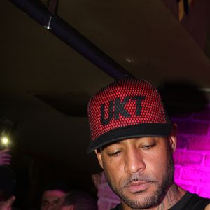 Exclusif - Le rappeur Booba en concert pour la promotion de son D.U.C Whisky au Hobo club à Paris, France, le 22 octobre 2017. © Phiilippe Baldini/Bestimage