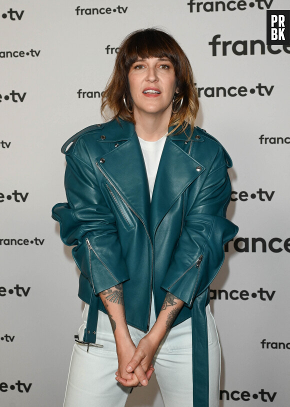 Daphné Bürki au photocall pour la conférence de presse de rentrée de France TV à la Grande Halle de la Villette à Paris, France, le 6 juillet 2022. © Coadic Guirec/Bestimage 