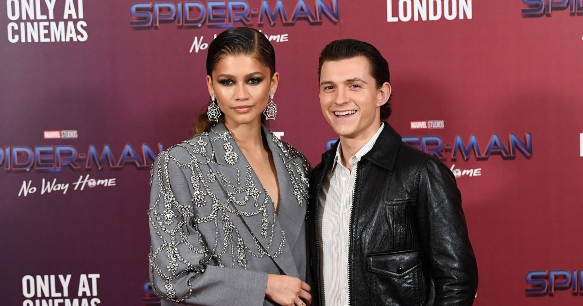 Tom Holland Et Sa Compagne Zendaya La Premi re Du Film Spider Man No tom-holland-et-sa-compagne-zendaya-la-premi-re-du-film-spider-man-no