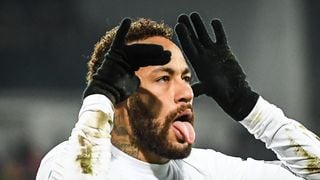 "C'était bordélique et confus" : un ex-coéquipier de Neymar au PSG balance sur les fêtes indécentes du Brésilien