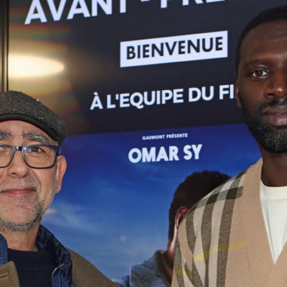 Le réalisateur Mathieu Vadepied et Omar Sy à l'avant-première du film "Tirailleurs" au cinéma CGR Bordeaux Le Français, à Bordeaux, France, le 7 décembre 2022. © Jean-Marc Lhomer/Bestimage 