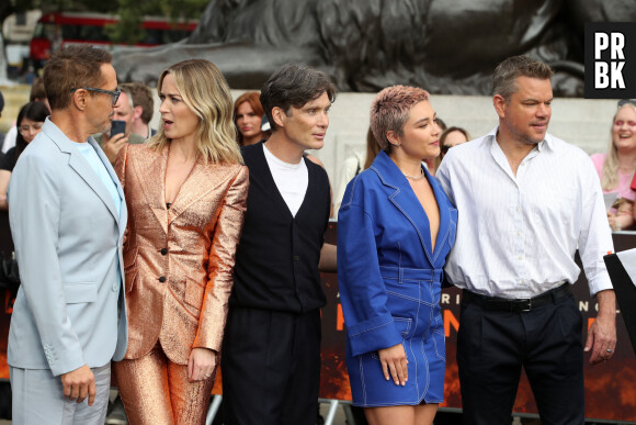 Robert Downey Jr., Emily blunt, Cillian Murphy, Florence Pugh et Matt Damon au photocall du film "Oppenheimer" sur Trafalger Square à Londres, Royaume Uni, le 12 juillet 2023. 