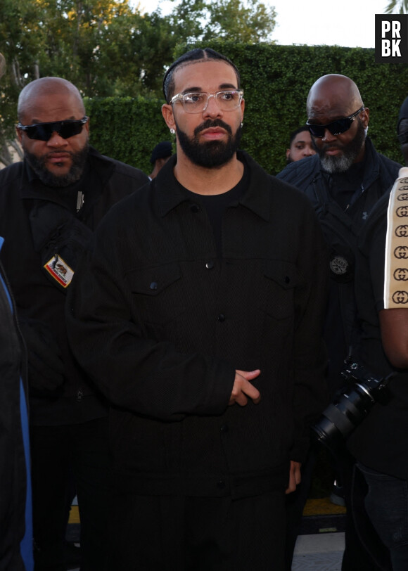 Exclusif - Drake à la soirée pré-Super Bowl LVII de Mike Rubin "Fanatics" au Waldorf Astoria à Phoenix, Arizona, Etats-Unis, le 11 févriaer 2023.