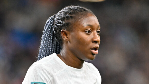 Combien gagnent les Bleues ? Les salaires des joueuses révélés, et on est encore très loin des hommes