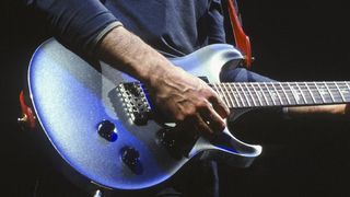 20 ans après son dernier album, cette star de la musique gagne encore 2 millions d'euros par an sans rien faire (merci les mariages)