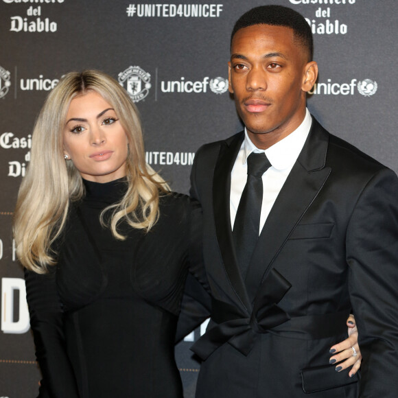 Anthony Martial et son ex-compagne Mélanie Da Cruz lors du dîner de gala "United For Unicef" à Manchester, le 15 novembre 2017.