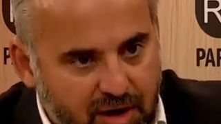 "C'est moi qui décide des questions !" : vif accrochage entre Jean-Jacques Bourdin et Alexis Corbière autour de la police sur Sud Radio