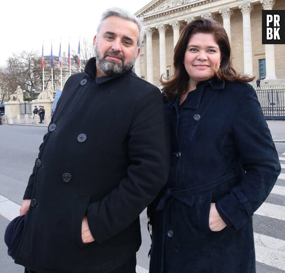 Rencontre avec Alexis Corbière et sa femme Raquel Garrido devant l'Assemblée Nationale à Paris, le jour du vote de la réforme des retraites. Le 16 mars 2023 © Jonathan Rebboah / Panoramic / Bestimage