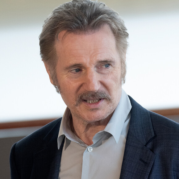 Liam Neeson au photocall de "Marlowe" au 70ème Festival du Film de Saint-Sébastien, le 24 septembre 2022.  Celebrities at the photocall of "Marlowe" during the 70th San Sebastian Film Festival. September 24th, 2022. 