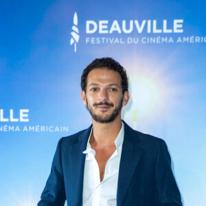 Vincent Dedienne - Photocall du film "A Good Man" lors du 46ème Festival du Cinéma Américain de Deauville, le 6 septembre 2020. © Oliver Borde / Bestimage