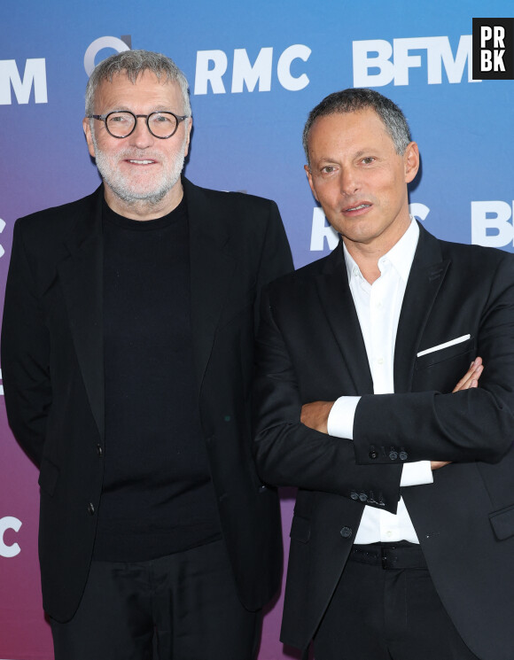 Laurent Ruquier et Marc-Olivier Fogiel lors de la conférence de presse de rentrée BFM TV. - RMC du groupe Altice France à Paris, France, le 31 août 2023. © Coadic Guirec/Bestimage